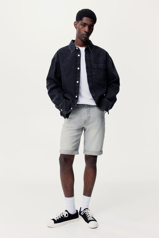 H&M Slim Denimshorts Hellgrau