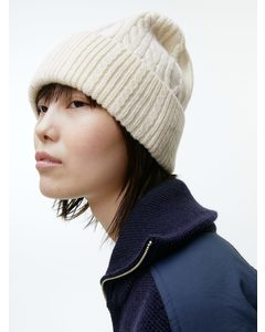 Cable-knit Wool Beanie Off White