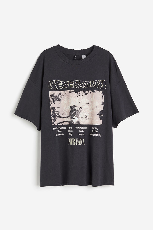 H&M Oversized T-Shirt mit Print Dunkelgrau/Nirvana