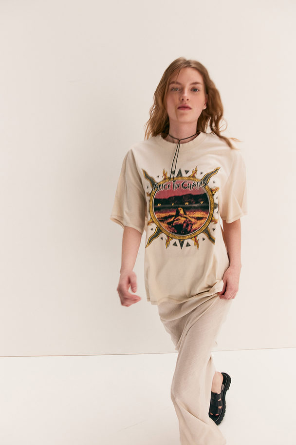 H&M Oversized T-Shirt mit Print Hellbeige/Alice in Chains