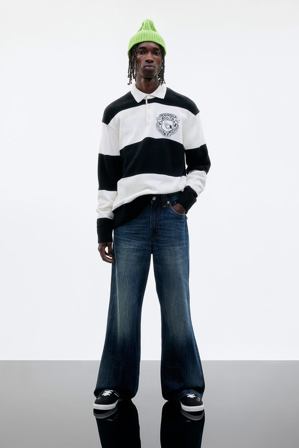 H&M Bootcut Loose Jeans Dunkles Denimblau