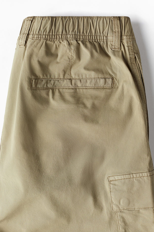 H&M Regular Fit Cargo Shorts Khaki Green