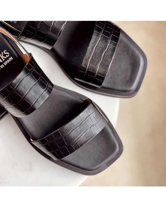 Hanks Talasa Black Leather Wedge Sandal With Engraving