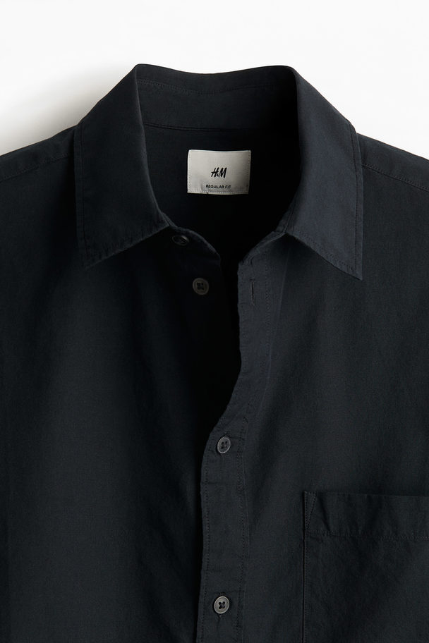 H&M Regular Fit Short-sleeved Shirt Black