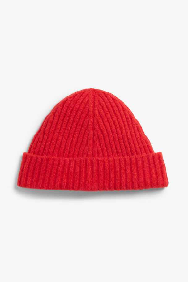 Monki Ribbed Beanie Bright Red
