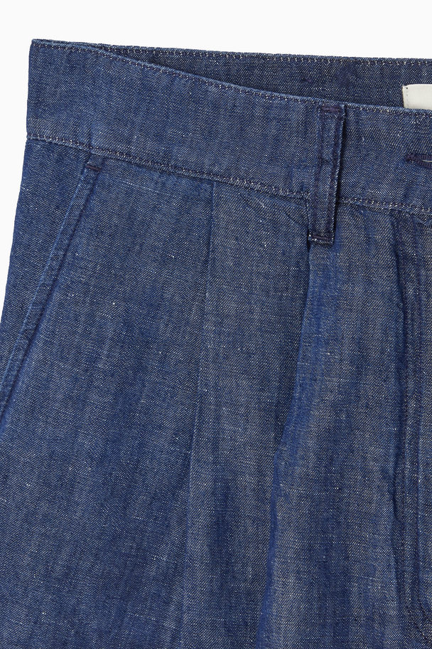 COS ELEGANTE HOSE AUS DENIM MIT WEITEM BEIN Blau