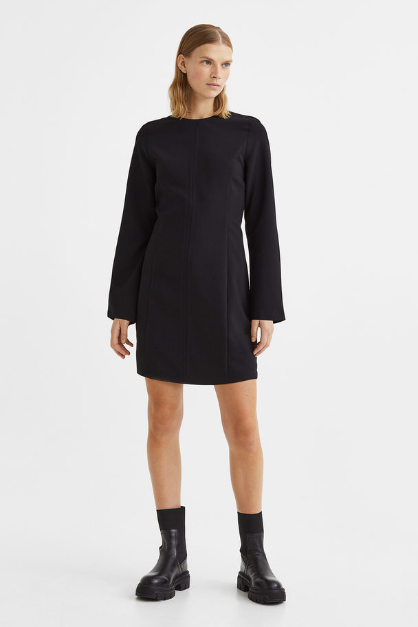 H&M Short Long-sleeved Dress Black