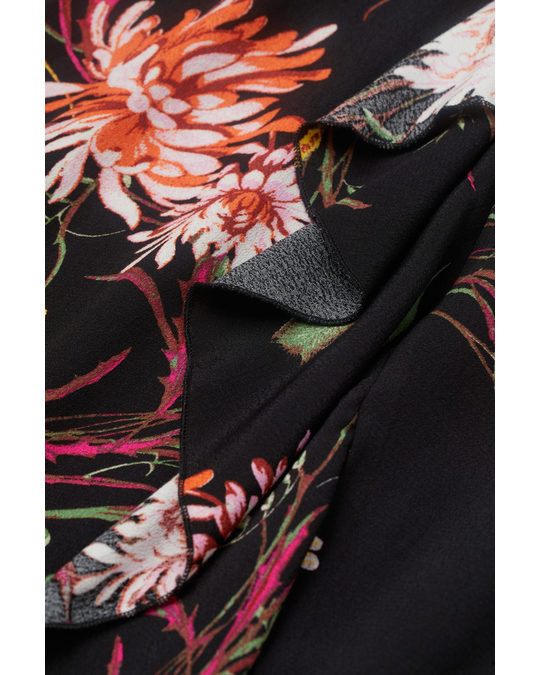 H&M Flounced Maxi Dress Black/floral