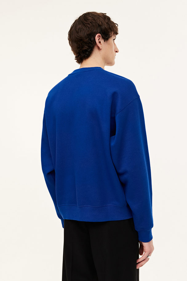 H&M Oversized Fit Sweatshirt Bright Blue/flowers