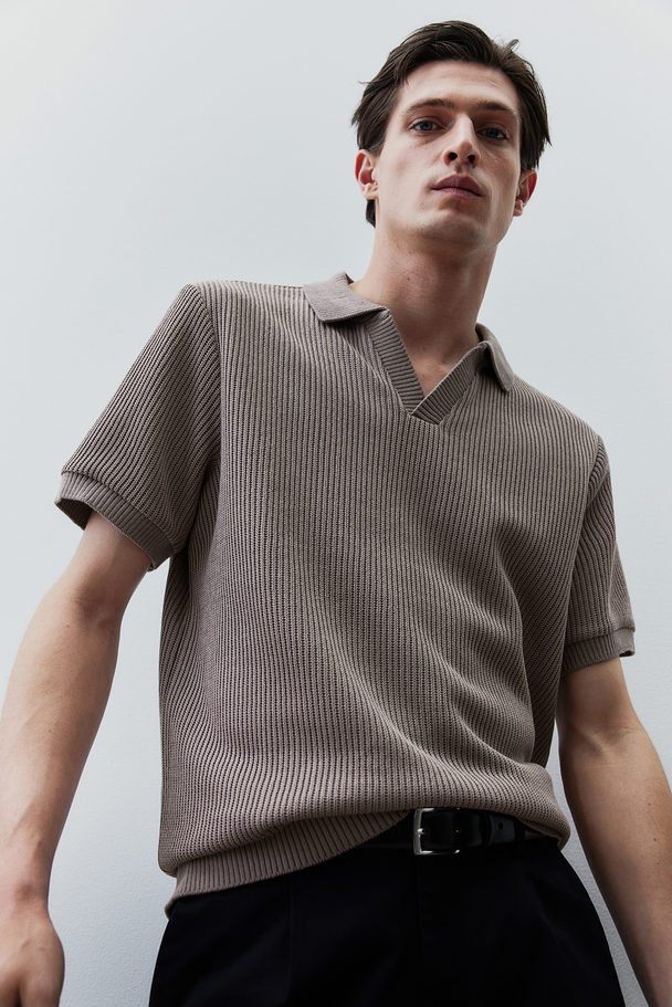 H&M Ribgebreid Poloshirt - Regular Fit Taupe