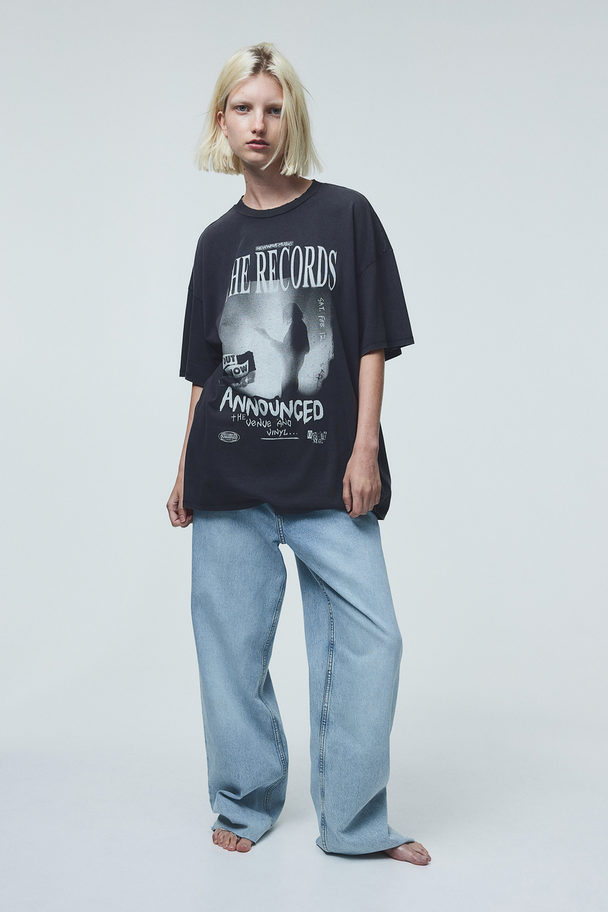 H&M Oversized Printed T-shirt Dark Grey/the Records
