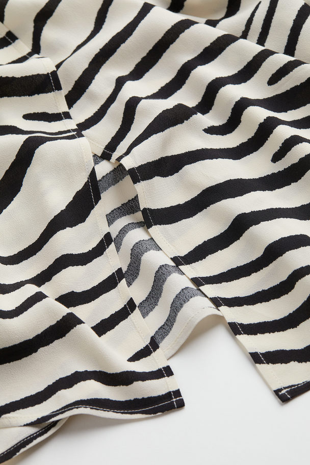 H&M Crêpe A-line Dress Cream/zebra-print