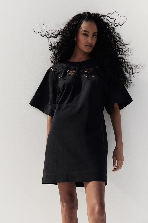 H&M Kleid aus Leinenmix mit Broderie Anglaise Schwarz