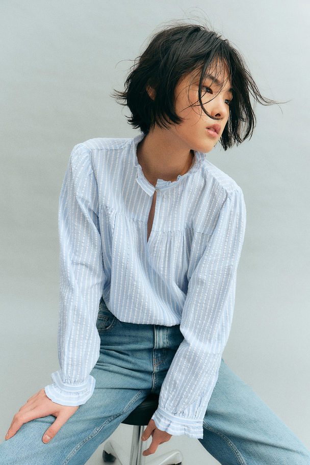 H&M Seersucker Popover Blouse Light Blue/striped