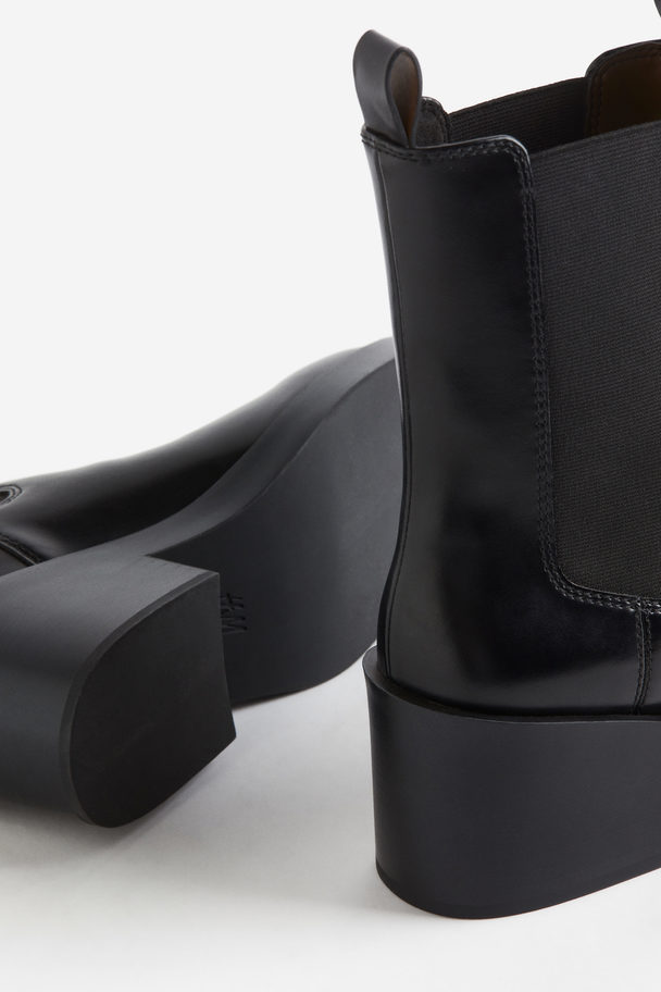 H&M Heeled Chelsea Boots Black