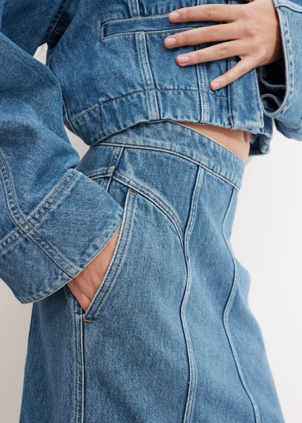 & Other Stories Jeans-Maxirock mit Falten Mittelblau