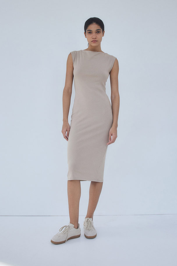 H&M Jerseykleid mit U-Boot-Ausschnitt Beige