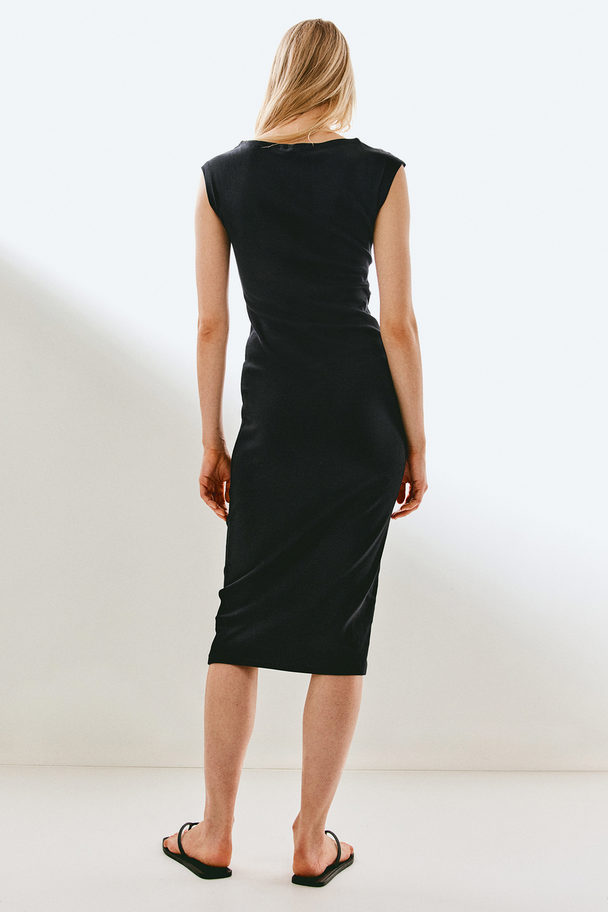 H&M Jerseykleid mit U-Boot-Ausschnitt Schwarz