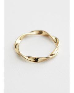Organic Twisted Ring Gold