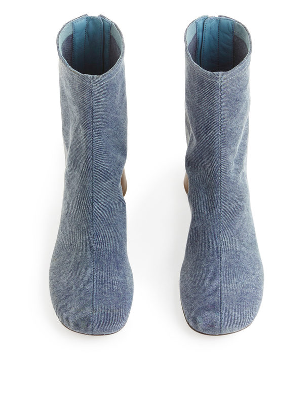 ARKET Sock Boots aus Denim Blau