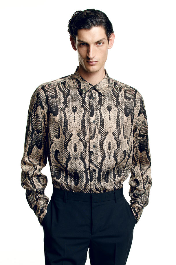 H&M Regular Fit Mønstret Lyocell-skjorte Sort/slangeskinnsmønstret