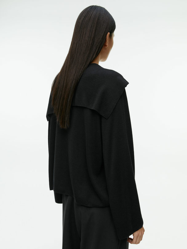 ARKET Pullover mit Schal aus Wollmischung Schwarz
