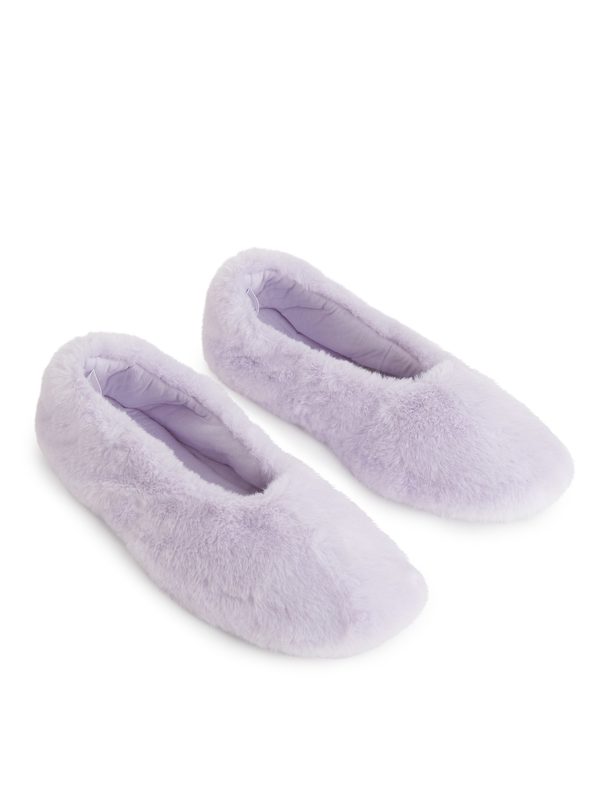 Arket Faux Fur Slippers Lilac