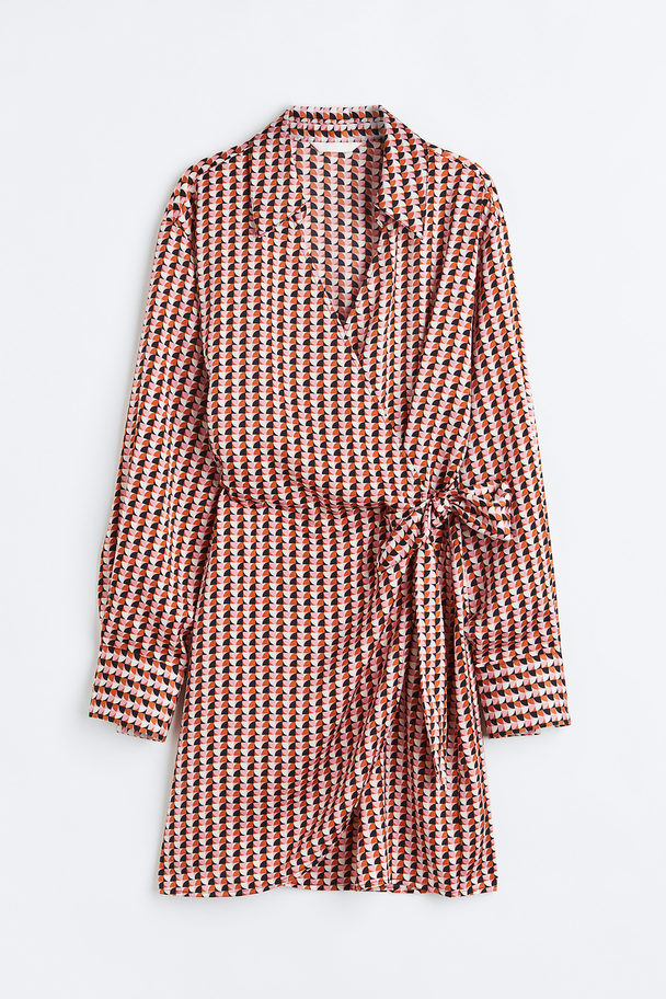 H&M Blusenkleid aus Satin im Wickelschnitt