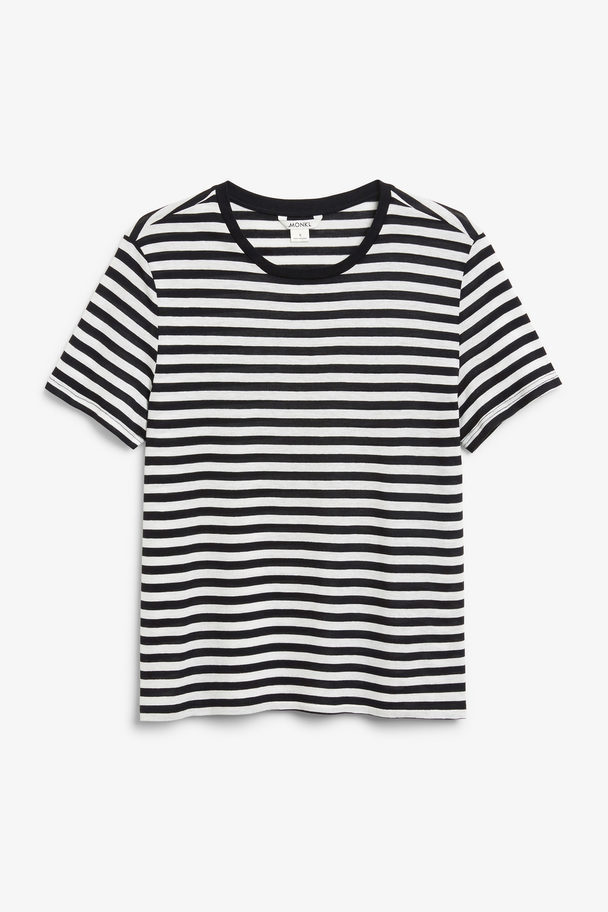 Monki Weiches T-Shirt schwarzweiß gestreift Schwarz-weiß gestreift
