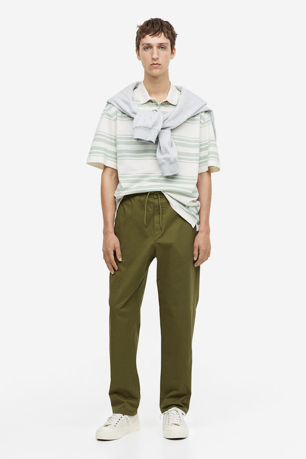 H&M Twill Pull-on Broek - Relaxed Fit Kakigroen