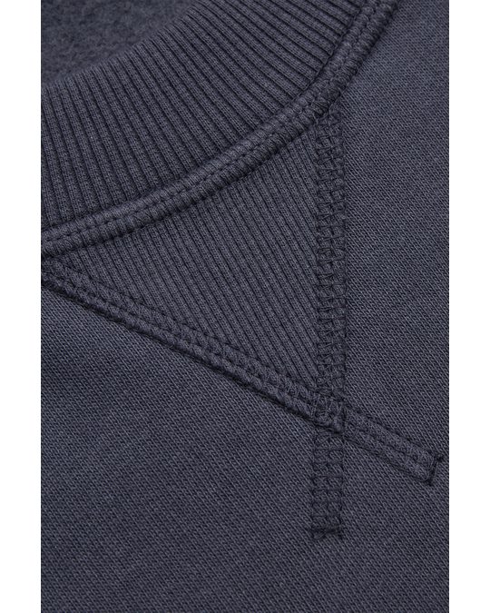 COS Cropped Sweatshirt Navy