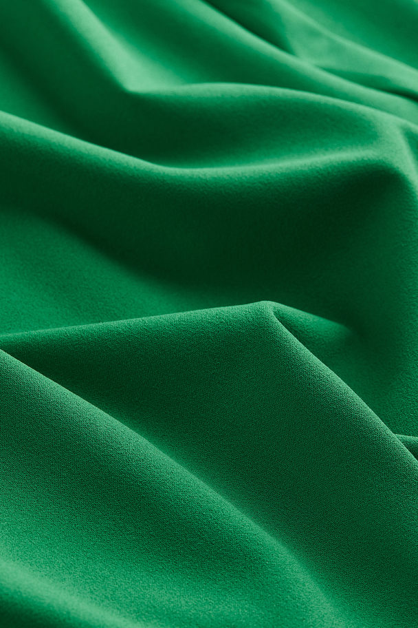 H&M Jerseykleid mit Karree-Ausschnitt Grün