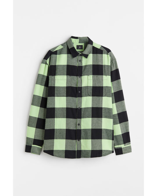 H&M Relaxed Fit Twill Shirt Light Green/black