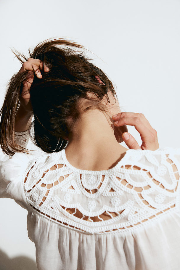 H&M Bestickte Bluse aus Ramie Weiß