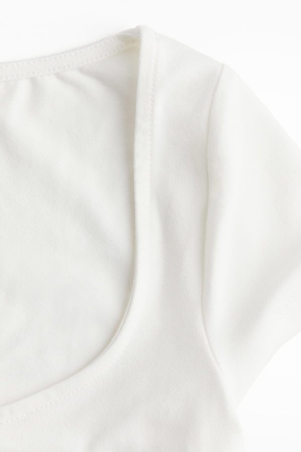 H&M Stringbody Med Hjerteformet Hals Cream