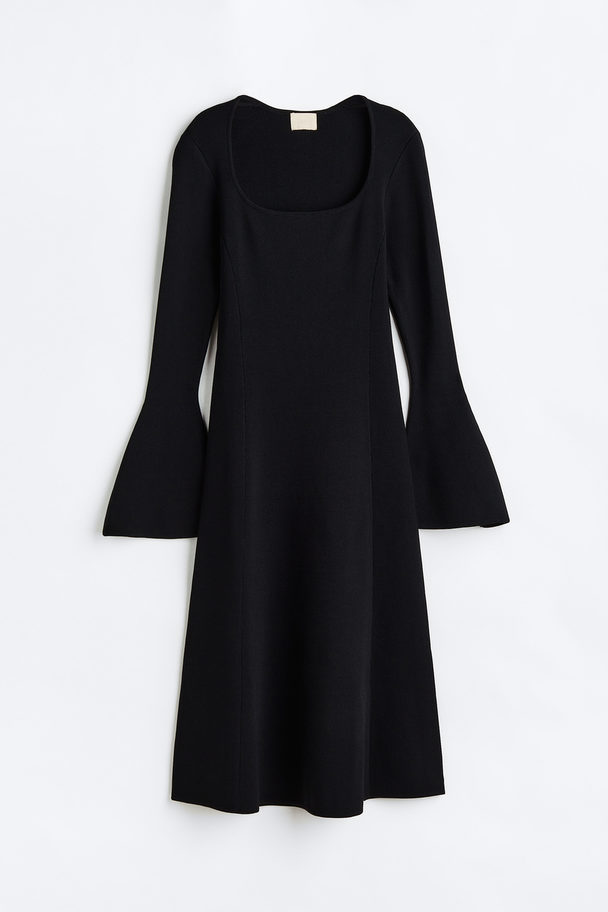 H&M Fine-knit Dress Black