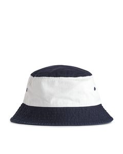 Colour-blocked Bucket Hat Dark Blue/white