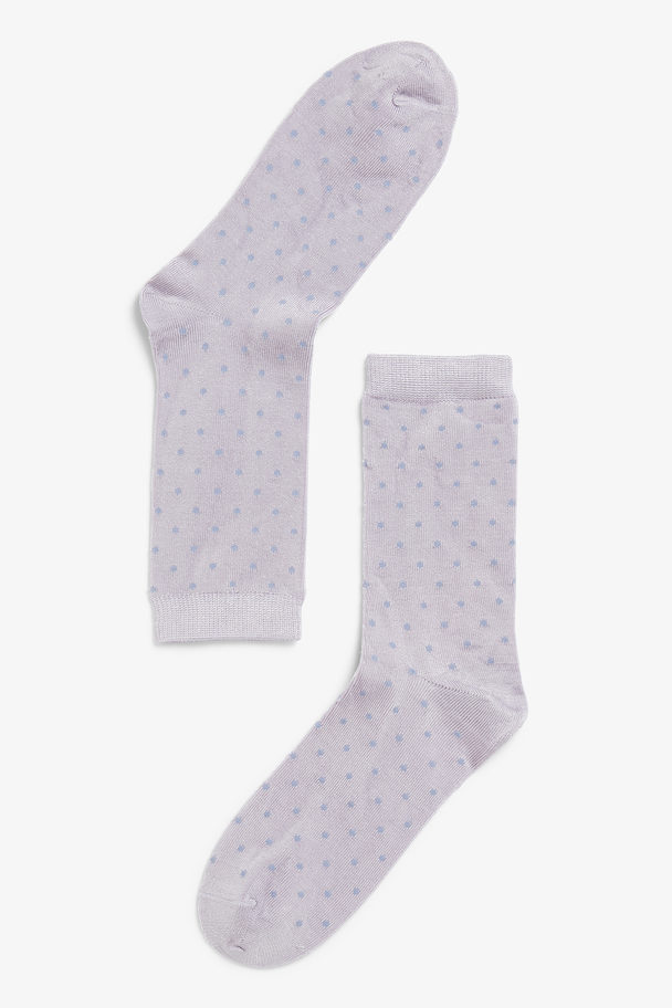 Monki Glänzende Socken Violett mit Punkten