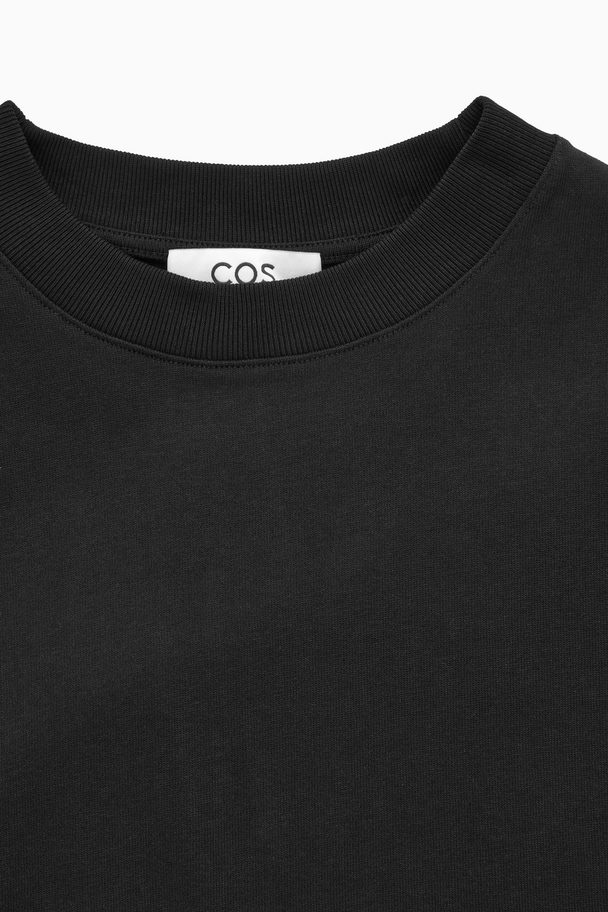 COS The High Line T-shirt Svart