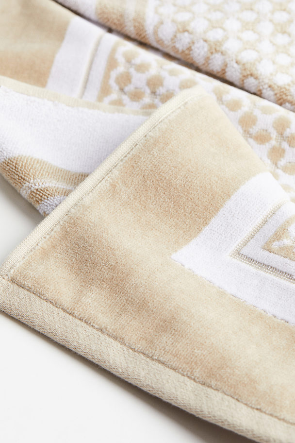H&M HOME Jacquard-patterned Bath Towel Light Beige/patterned