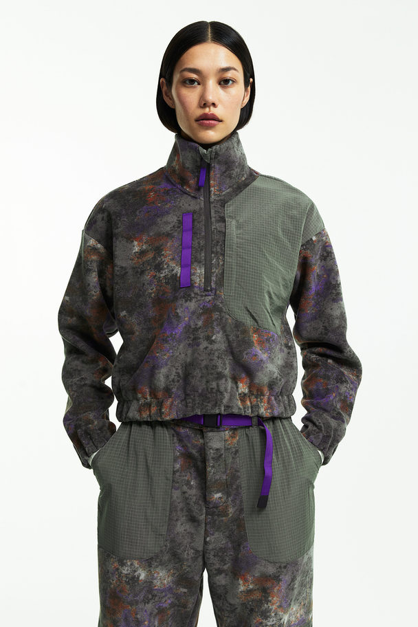 H&M Sweatshirt I Fleece Med Glidelås Mørk Grønn/mønstret