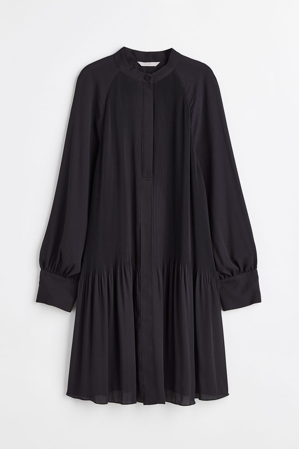 H&M Pleated Dress Black