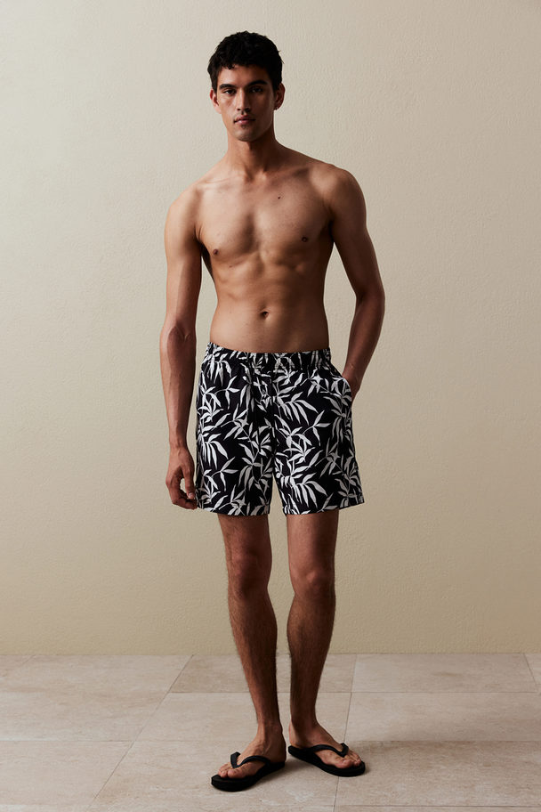 H&M Patterned Swim Shorts Black/leaf-patterned