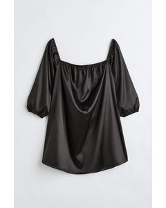 H&M+ Off-Shoulder-Kleid aus Satin Schwarz