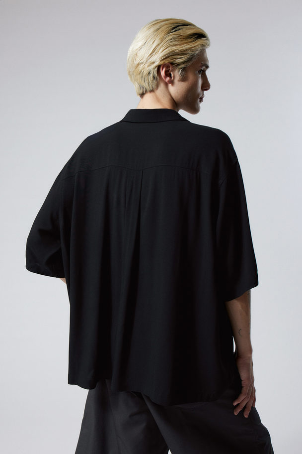 Weekday Oversized Resort Short Sleeve Shirt Svart