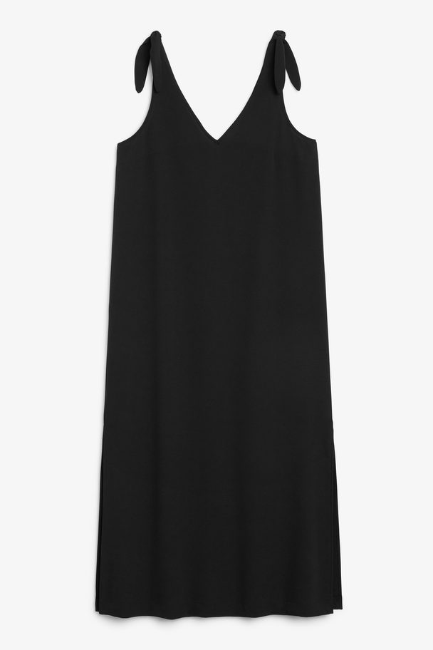 Monki Black V-neck Pinafore Maxi Dress Black