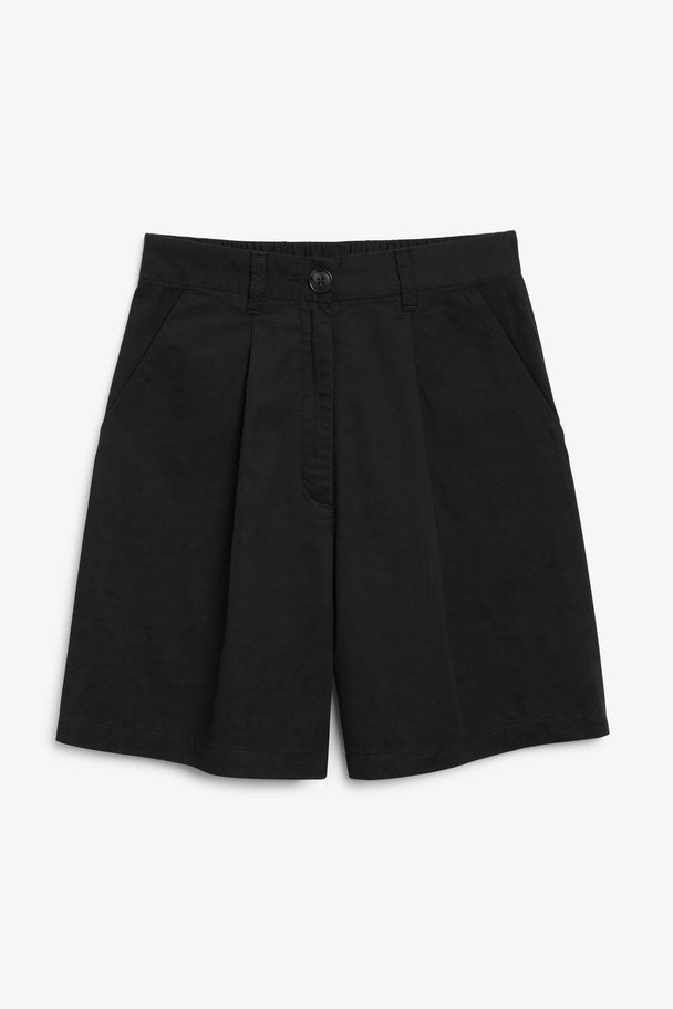 Monki High Waist Pleated Shorts Black Black