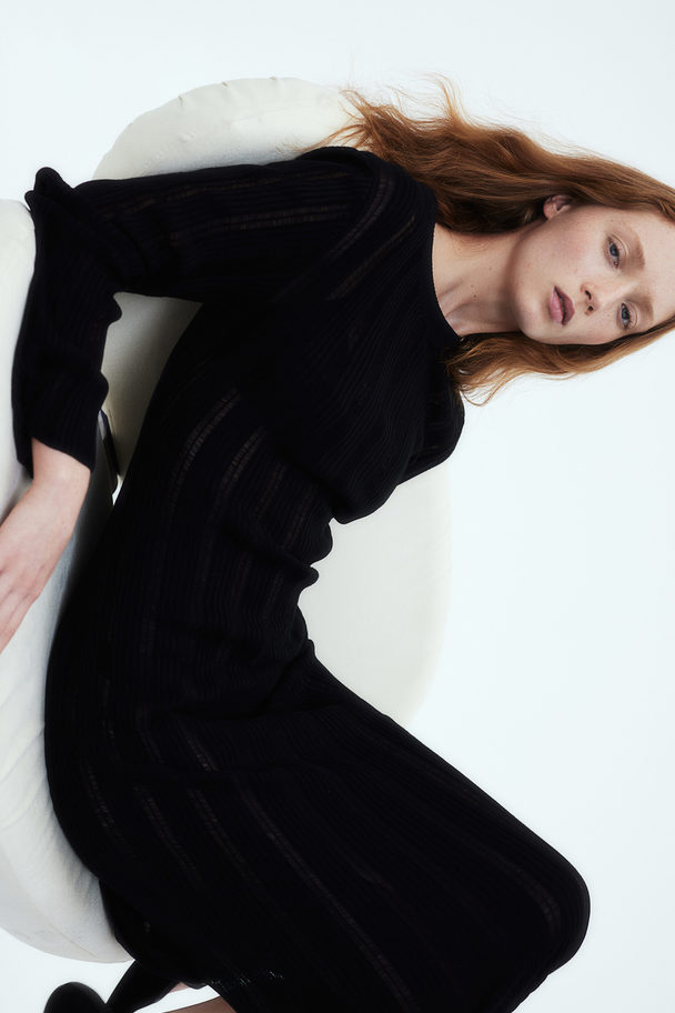 H&M Strukturstrikket Bodycon-kjole Sort