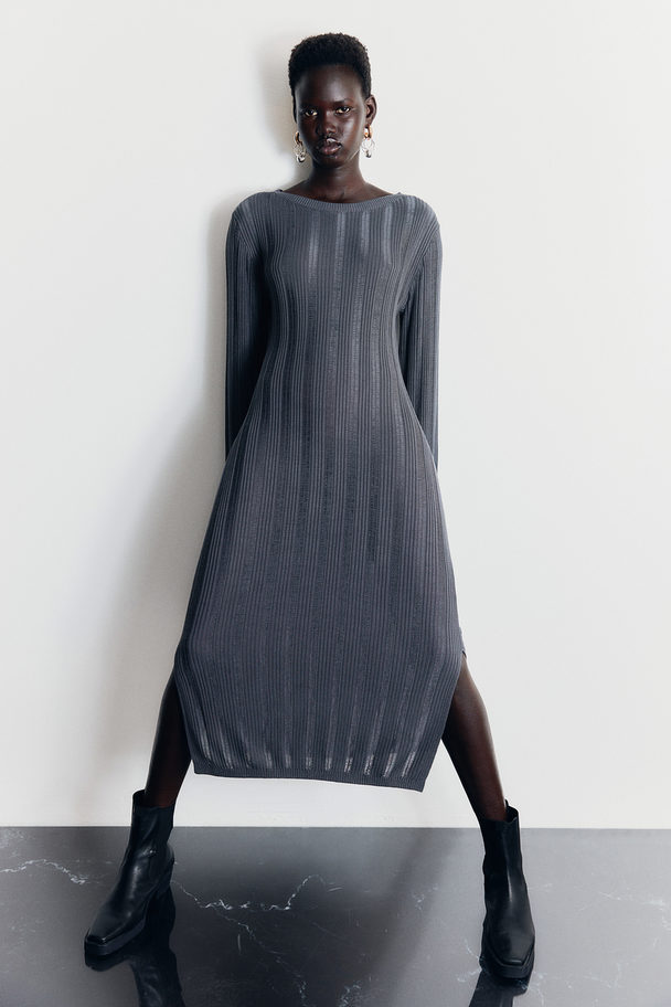 H&M Strukturstrikket Bodycon-kjole Mørk Grå