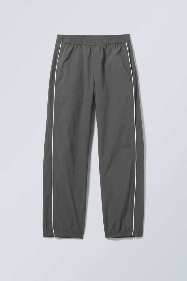 Weekday Dawn Track Pants Mörkgrå